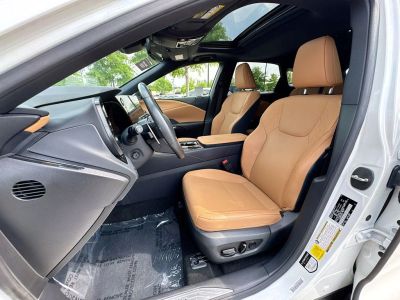 2024 Lexus RX — photo 19 view