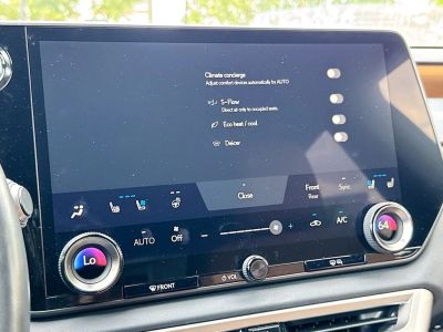 2024 Lexus RX — photo 28 view