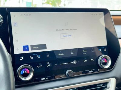 2024 Lexus RX — photo 25 view