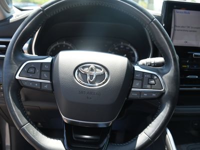 2020 Toyota Highlander - Photo 14