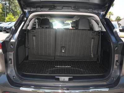 2020 Toyota Highlander - Photo 20