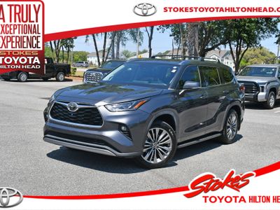 2020 Toyota Highlander - Photo 1