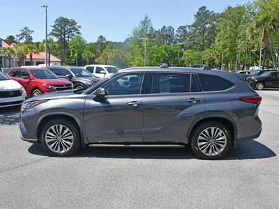 2020 Toyota Highlander - Photo 2