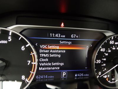 2024 Nissan Altima — photo 14 view