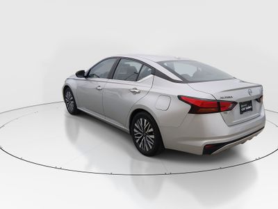 2024 Nissan Altima — detail view