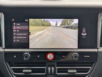 2023 Porsche Macan - Photo 31