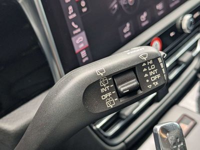2023 Porsche Macan - Photo 27