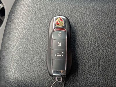 2023 Porsche Macan - Photo 32