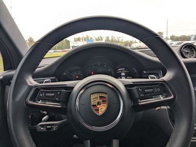 2023 Porsche Macan - Photo 22
