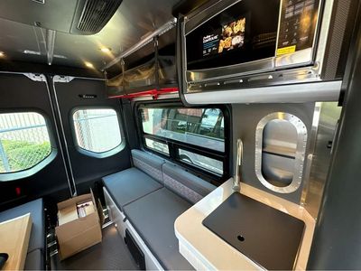 2026 Airstream Interstate - Photo 14