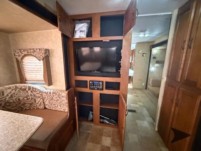 2012 Coachmen RV Catalina Deluxe Edition - Photo 23