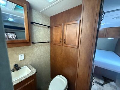 2012 Coachmen RV Catalina Deluxe Edition - Photo 46