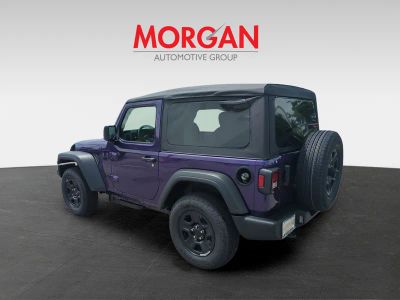 2026 Jeep Wrangler — photo 7 view