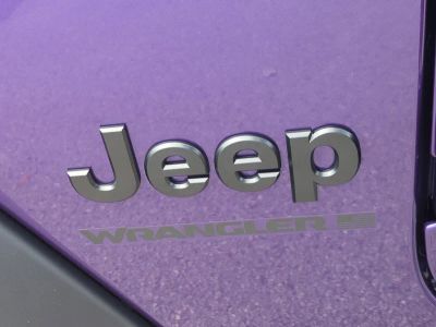 2026 Jeep Wrangler — photo 22 view