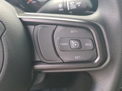 2026 Jeep Wrangler — photo 27 view