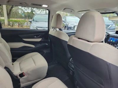 2021 Subaru Ascent — photo 32 view