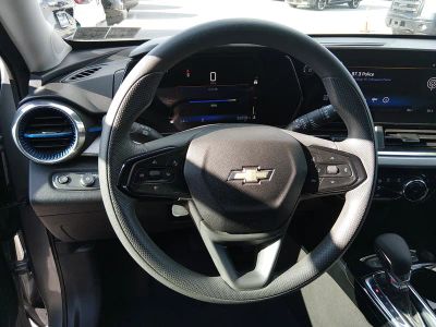 2025 Chevrolet Trax - Photo 12