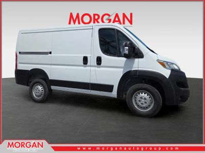 2026 Ram ProMaster 1500 Low Roof in White — front three-quarter view