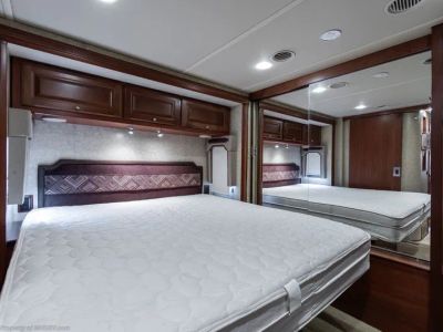 2011 Itasca Meridian - Photo 25