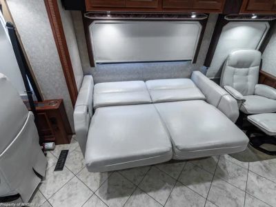 2011 Itasca Meridian - Photo 16