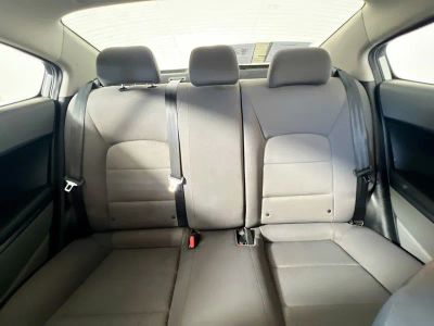 2017 Kia Forte — photo 26 view