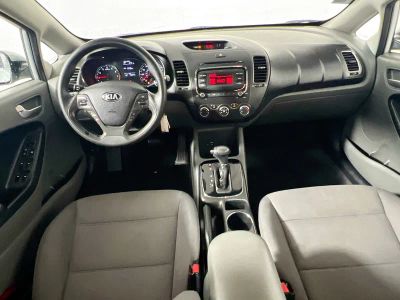 2017 Kia Forte — photo 23 view