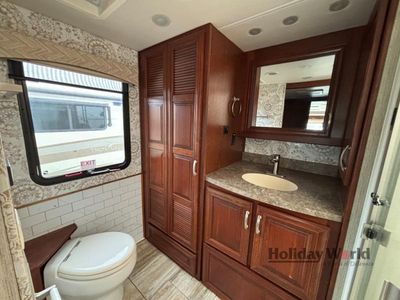 2018 Forest River Legacy SR 340 - Photo 18