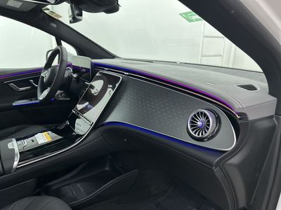 2026 Mercedes-Benz EQE - Photo 27