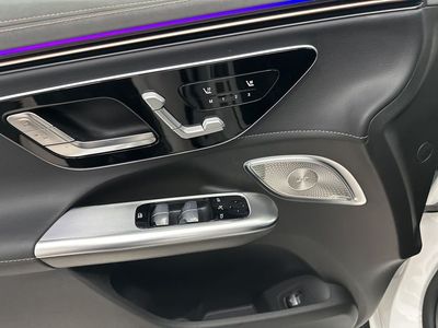 2026 Mercedes-Benz EQE - Photo 11