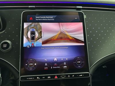 2026 Mercedes-Benz EQE - Photo 17