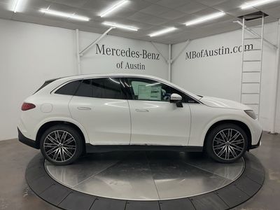 2026 Mercedes-Benz EQE - Photo 8