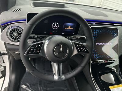 2026 Mercedes-Benz EQE - Photo 10