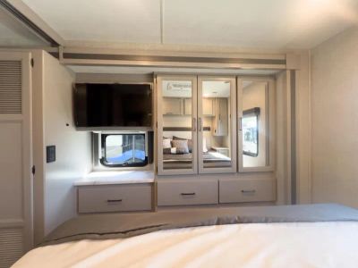 2025 Thor Motor Coach HURRICANE - Photo 20
