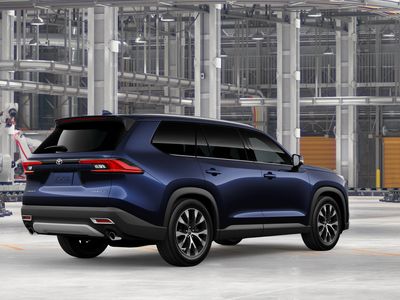 2026 Toyota Grand Highlander Hybrid - Photo 10