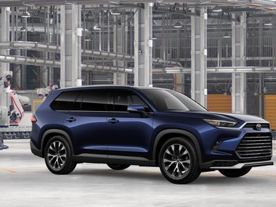 2026 Toyota Grand Highlander Hybrid - Photo 14