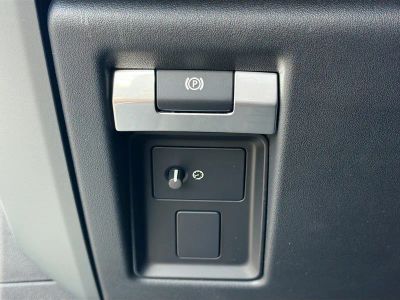 2026 Land Rover Defender 110 — photo 36 view