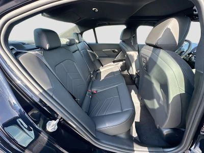 2027 BMW 5 Series — photo 22 view