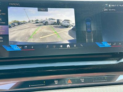 2027 BMW 5 Series — photo 11 view