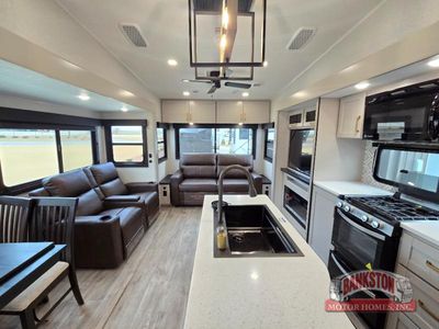 2026 Sundance 35MRBS - Photo 19