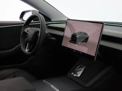 2024 Tesla Model 3 — photo 34 view