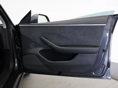 2024 Tesla Model 3 — photo 33 view
