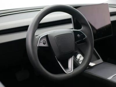 2024 Tesla Model 3 — photo 7 view