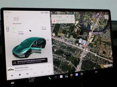 2024 Tesla Model 3 — photo 14 view