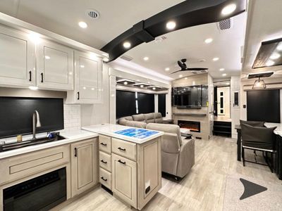 2026 Jayco Pinnacle - Photo 29