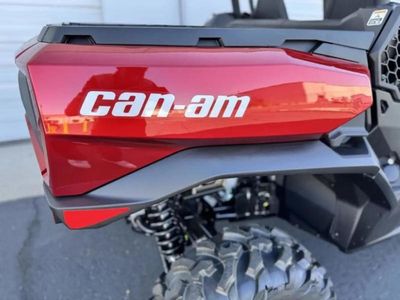 2026 Can-Am Commander MAX XT 1000R - Photo 8