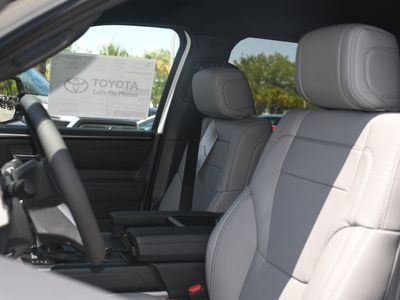 2026 Toyota Tundra — photo 7 view