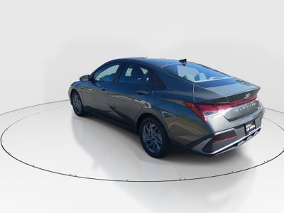 2024 Hyundai Elantra — detail view