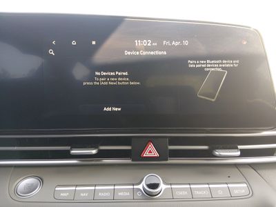 2024 Hyundai Elantra — photo 20 view