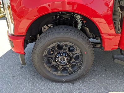 2026 Ford F-250SD — photo 32 view
