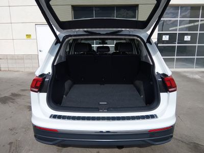 2024 Volkswagen Tiguan - Photo 11